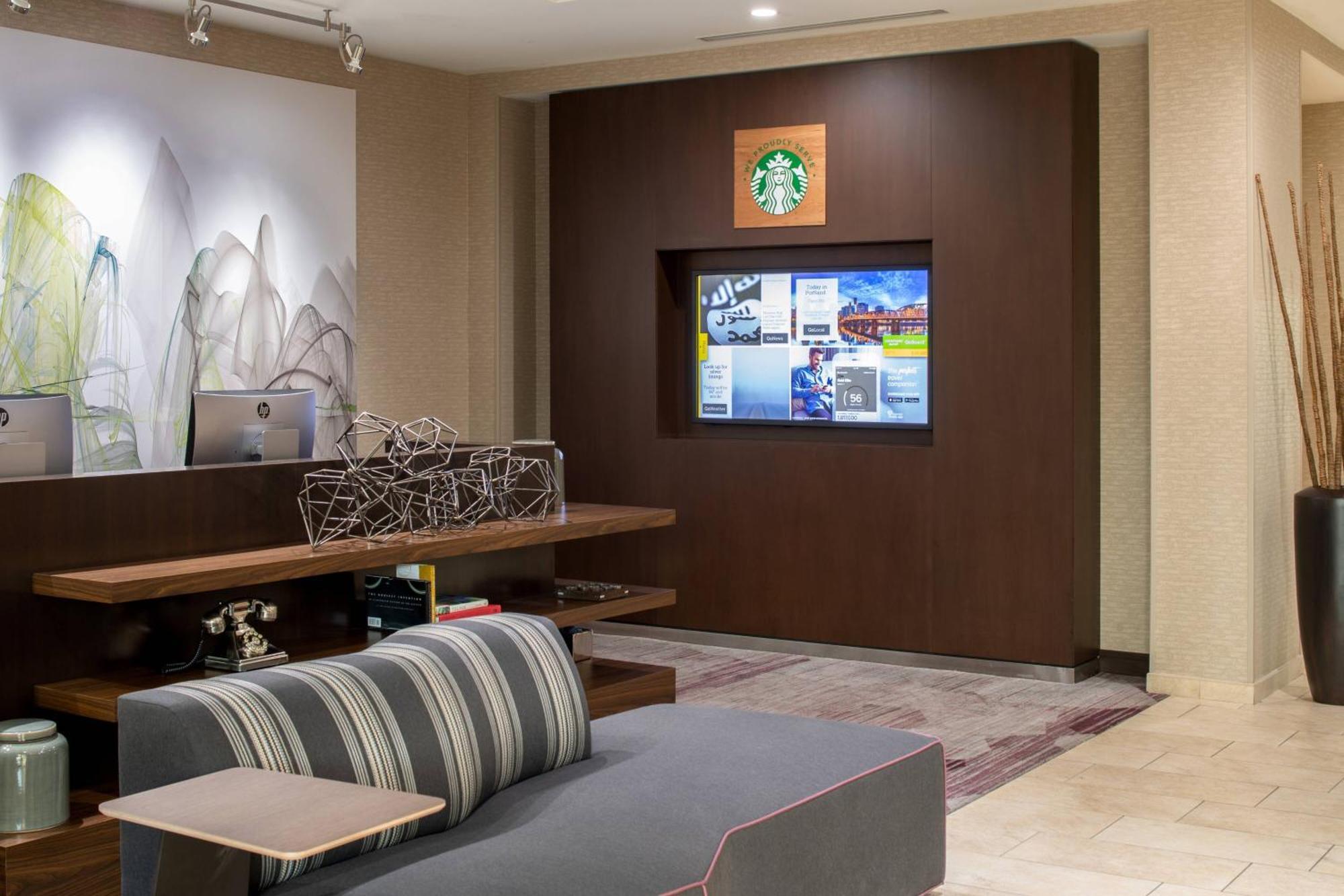 Hotel Courtyard By Marriott Portland Airport Zewnętrze zdjęcie