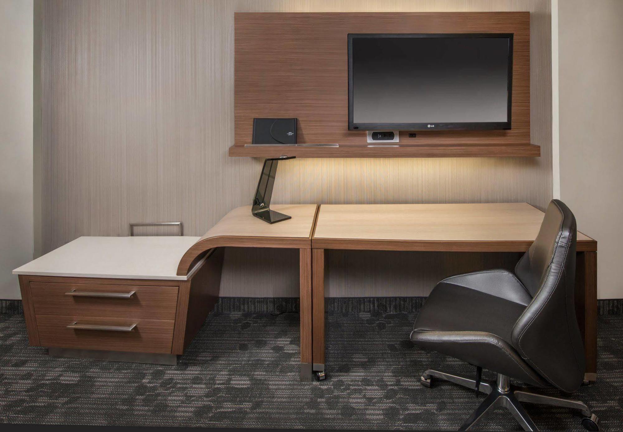 Hotel Courtyard By Marriott Portland Airport Zewnętrze zdjęcie