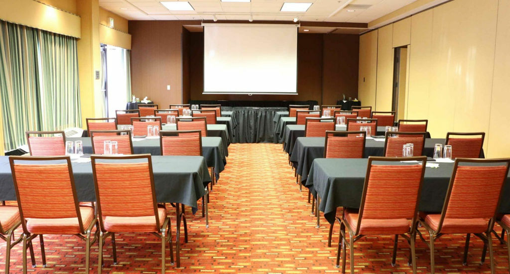 Hotel Courtyard By Marriott Portland Airport Zewnętrze zdjęcie